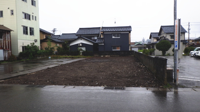 福井県大野市内二階建て木造住宅解体工事完了その1